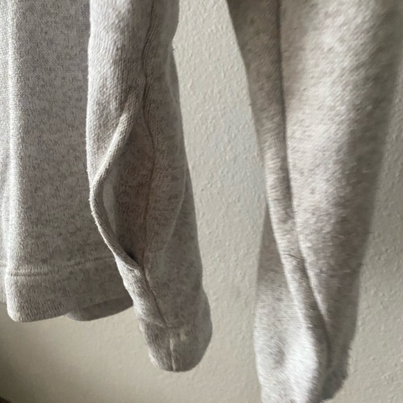 Old Navy Kid’s Pullover - Picture 4 of 7